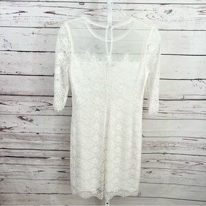 BCBG Paris Elegant White Eyelash Lace Lillian Stretch 3/4 Sleeve Dress Size 4
